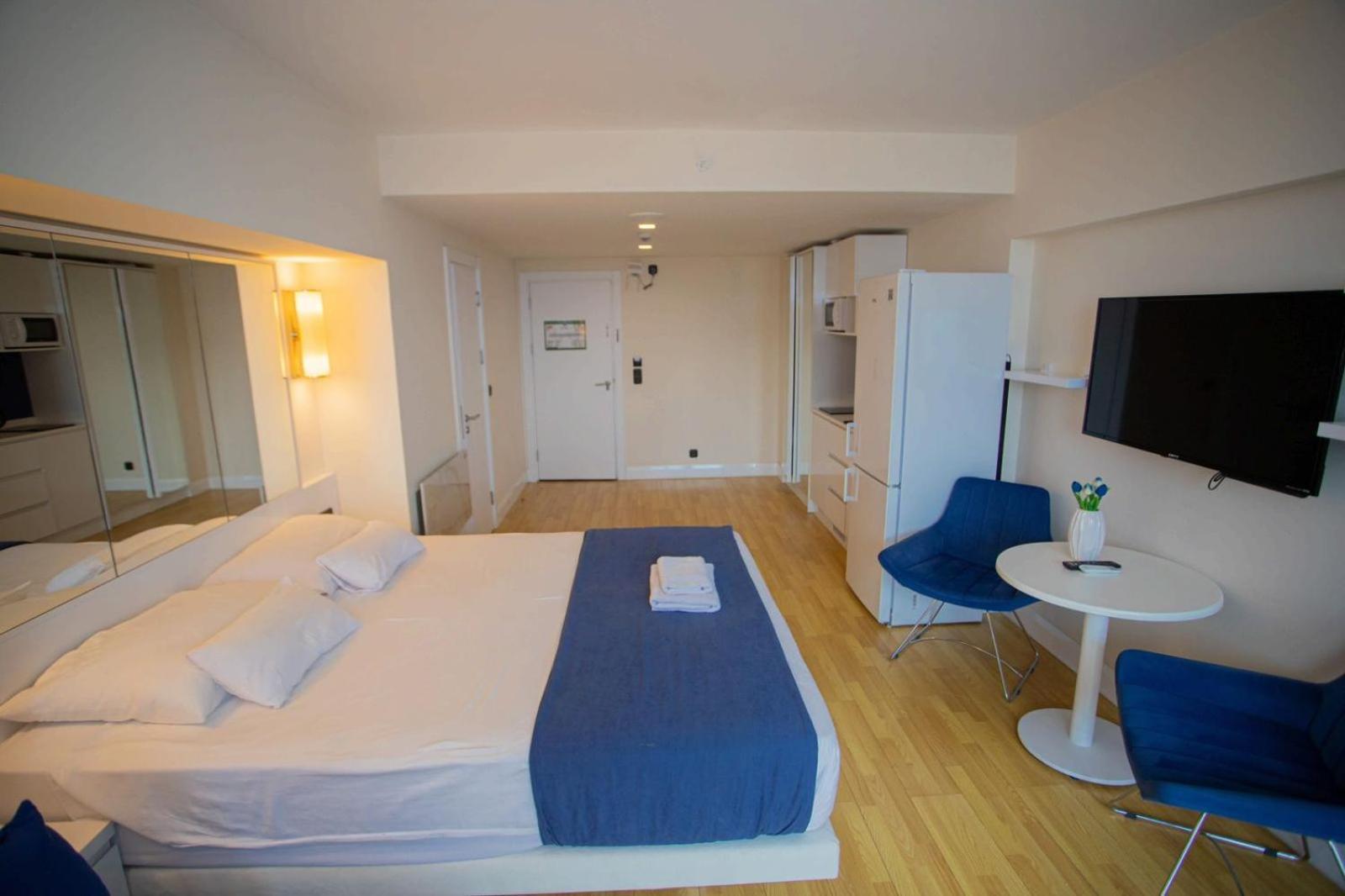 Orbi Aparthotel In Batumi Exteriör bild