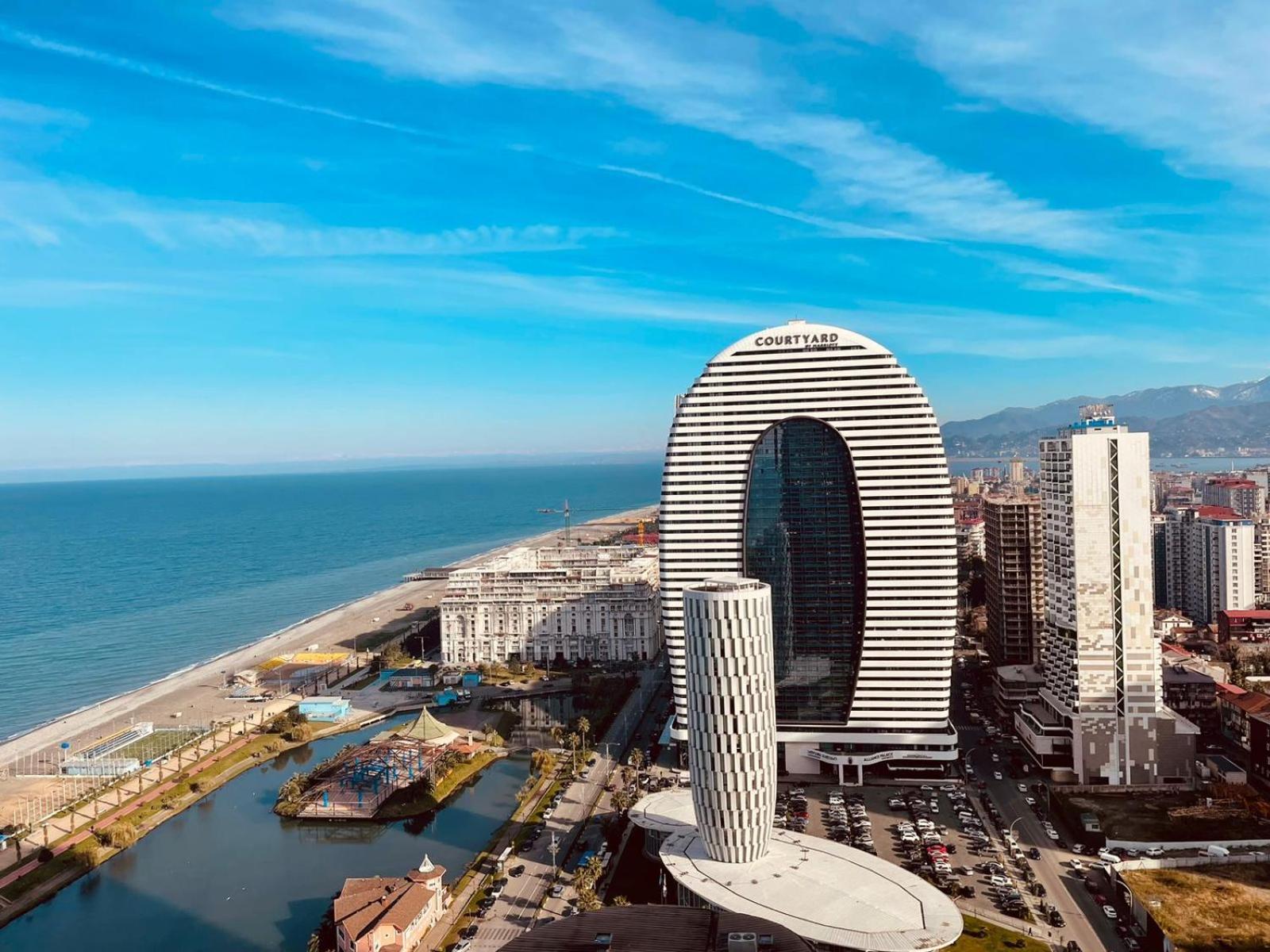 Orbi Aparthotel In Batumi Exteriör bild