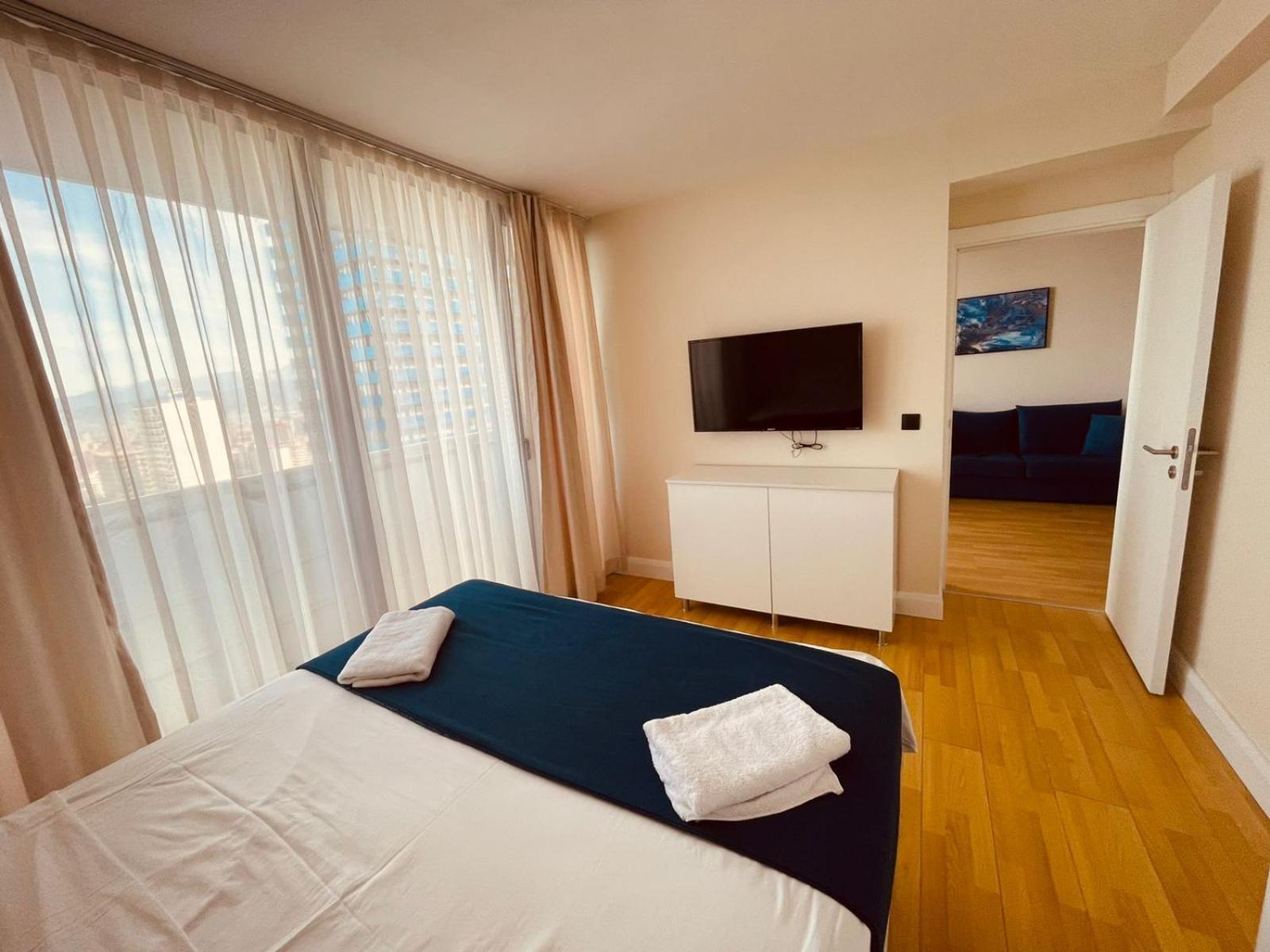 Orbi Aparthotel In Batumi Exteriör bild