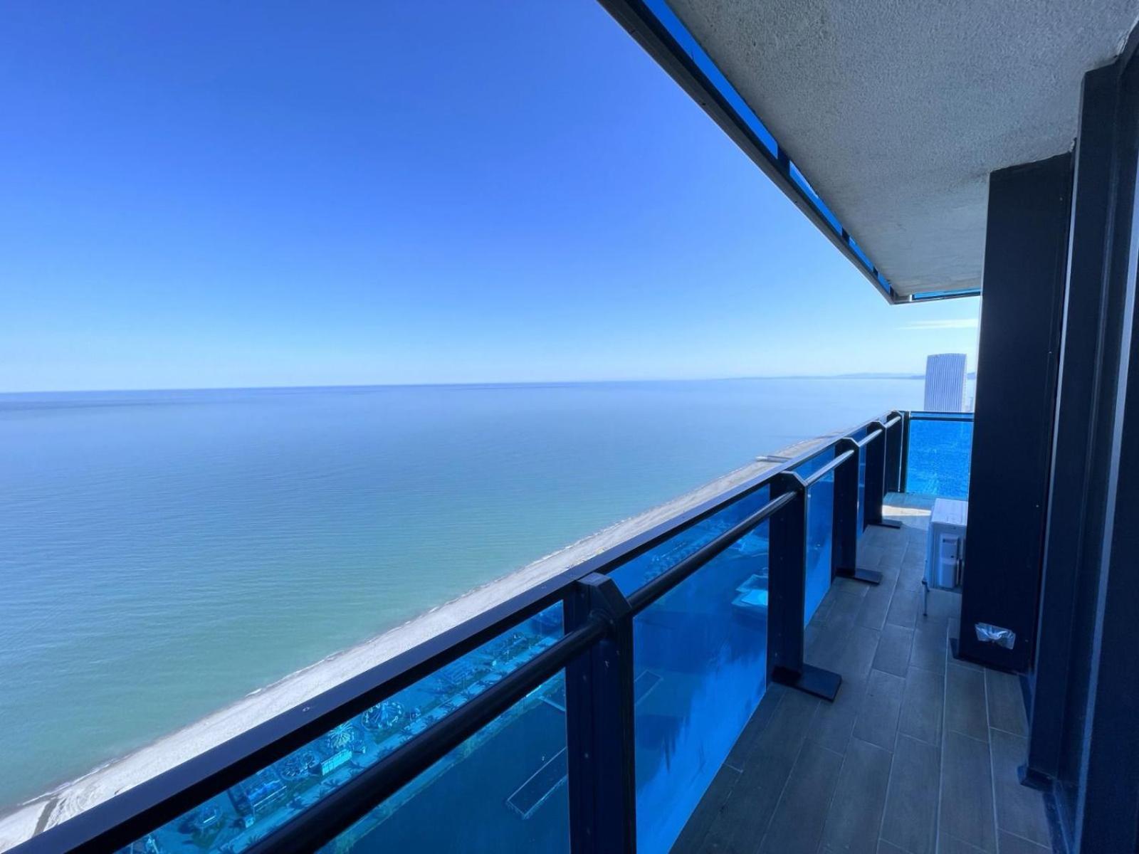 Orbi Aparthotel In Batumi Exteriör bild